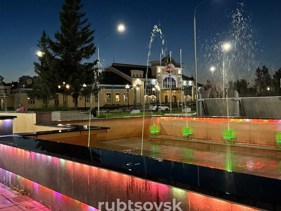 фонтан на привокзальной площади