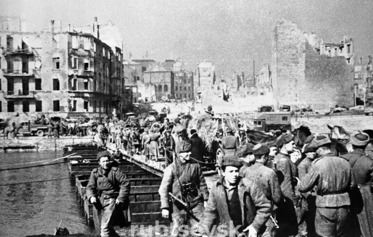 историческое фото: День героического штурма и взятия Кенигсберга 