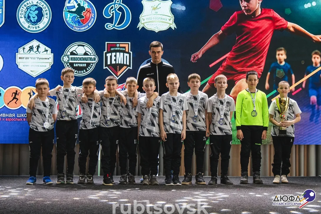 общее фото команды 