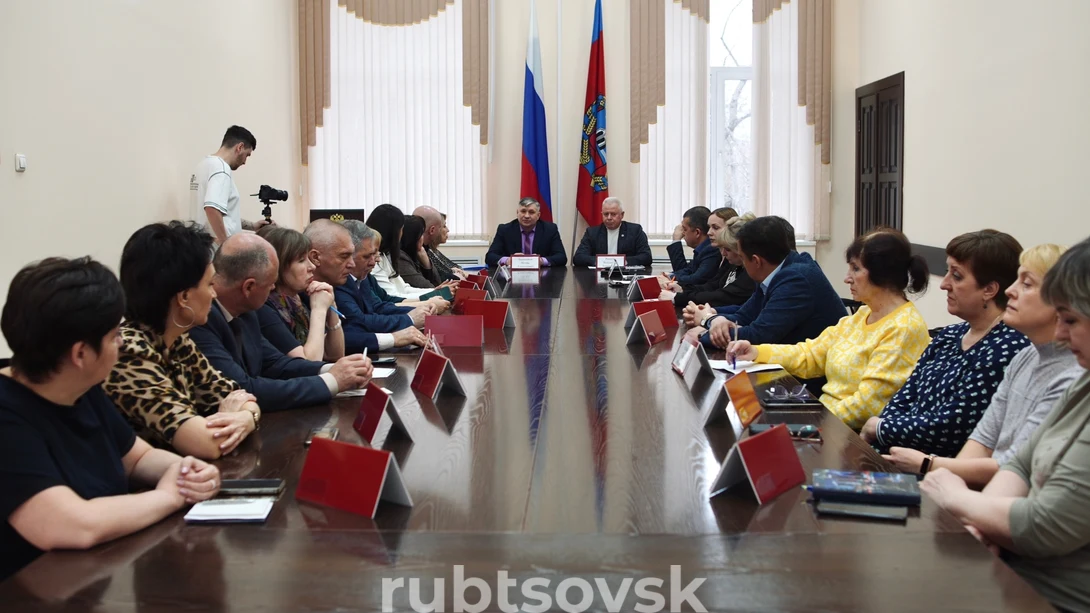 Встреча с руководителями медучреждений Рубцовска