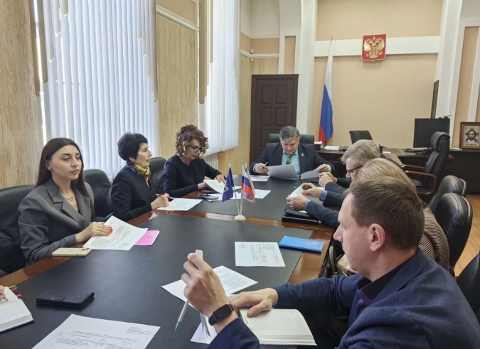 Временно исполняющий полномочия Главы города Игорь Башмаков провёл рабочее совещание по подготовке  памятных мероприятий, приуроченных к 40-летию  трагедии на Чернобыльской АЭС