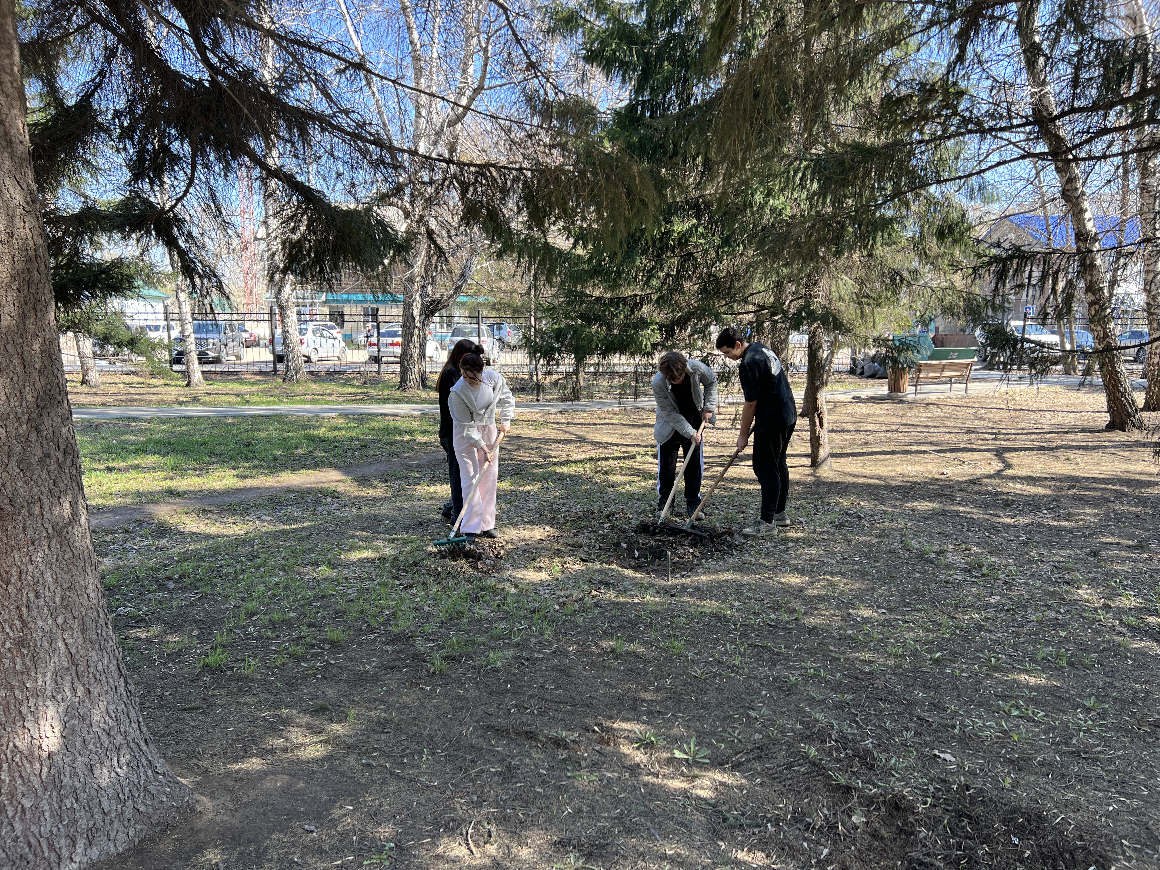 Уборка привокзальной площади