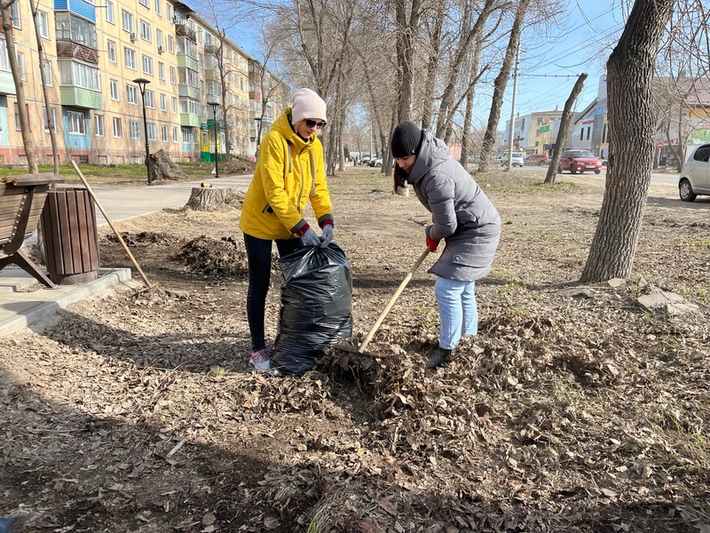 В Рубцовске продолжается месячник санитарной очистки и благоустройства