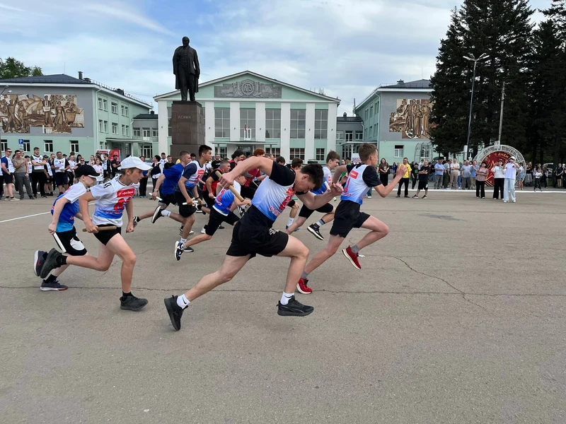 В Рубцовске прошла легкоатлетическая эстафета «Кольцо Победы»