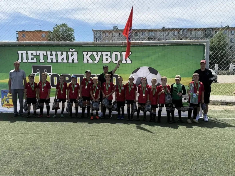 В Рубцовске прошёл футбольный турнир «Кубок летних каникул»