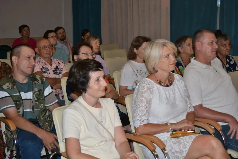 «От страницы до экрана»: Центральная библиотека Рубцовска встретила Шукшинский фестиваль театрализованными чтениями и кинопоказами ⁣ 