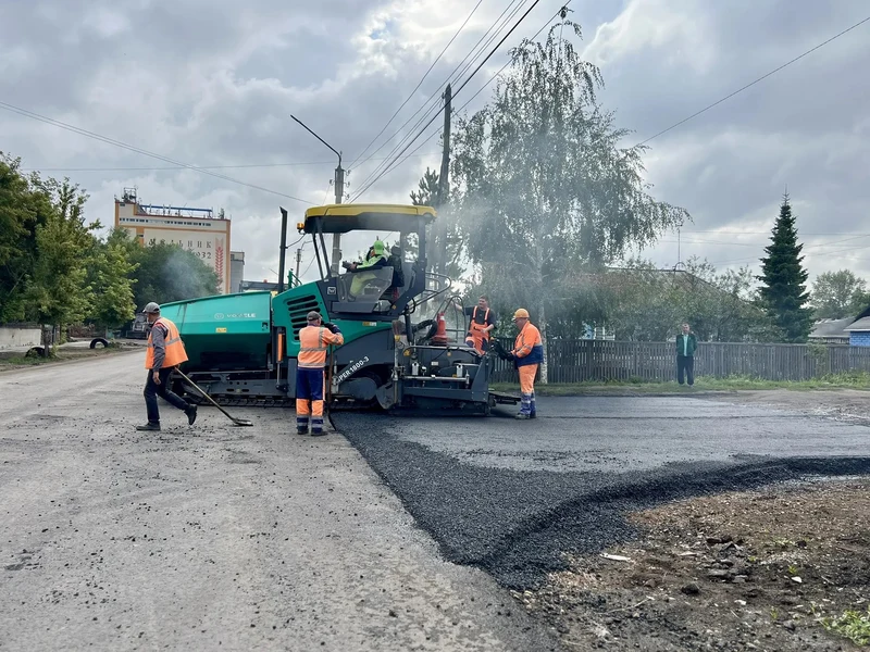 Дороги, тротуары и порядок - работы проходят по всему городу