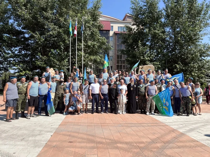 В Рубцовске отметили 96-ю годовщину со дня образования Воздушно-десантных войск