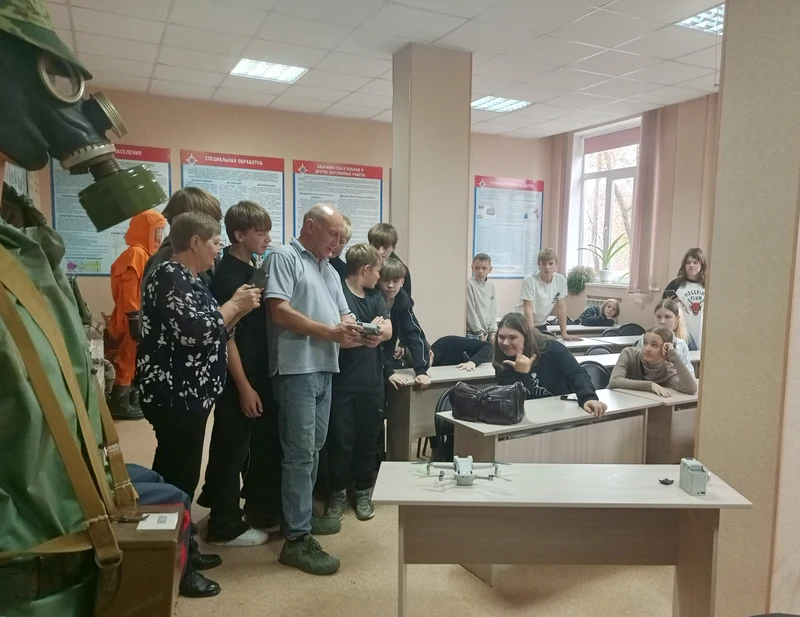 Школьники Рубцовска узнали, как действовать в чрезвычайных ситуациях