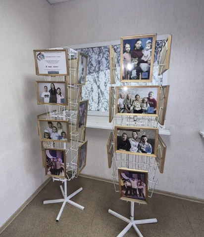 Фотографии детей на фотовыставке 